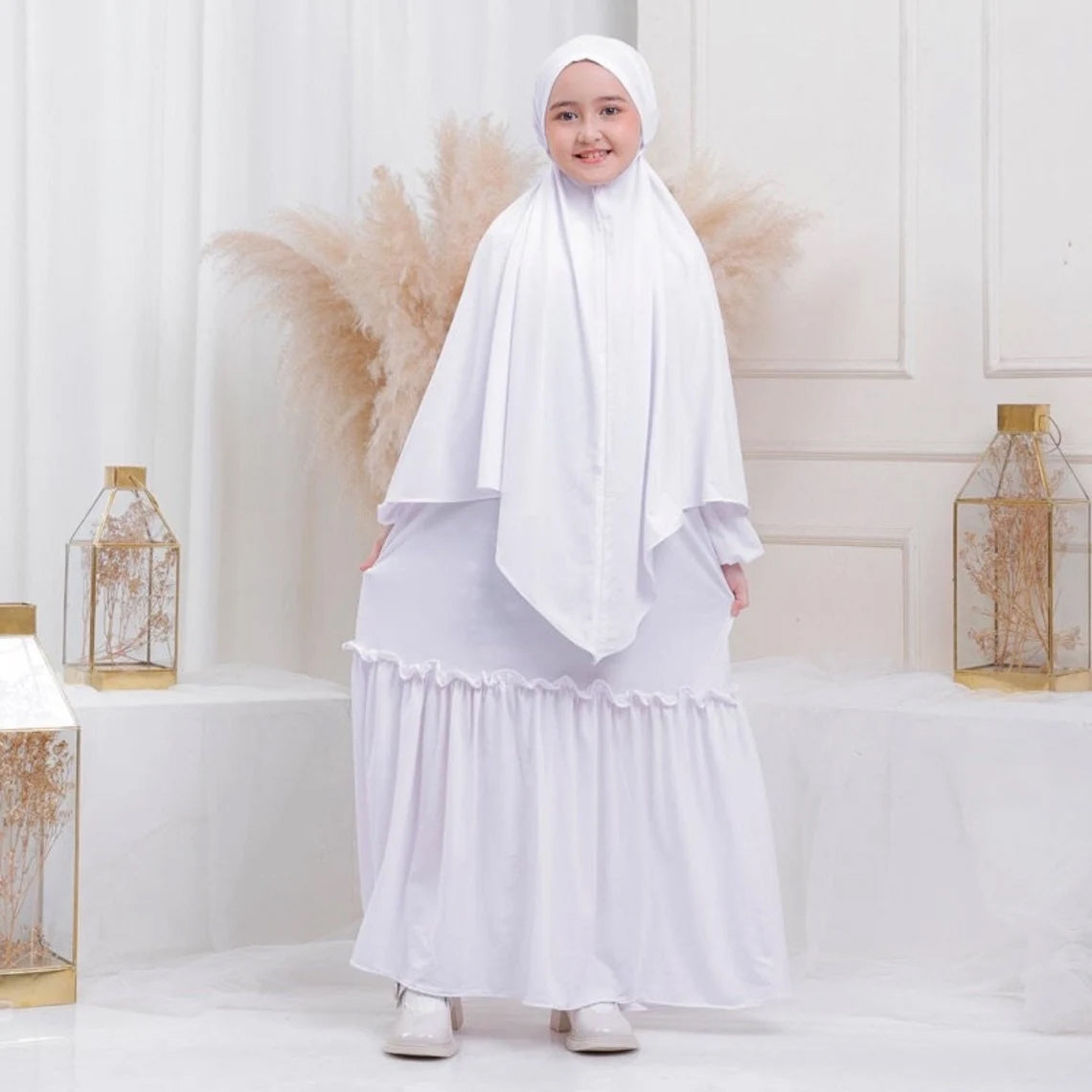 Kids or Children or Girls Abaya or Burqa Beautiful Self Design White Crepe Islamic Abaya for Kids with Khimar